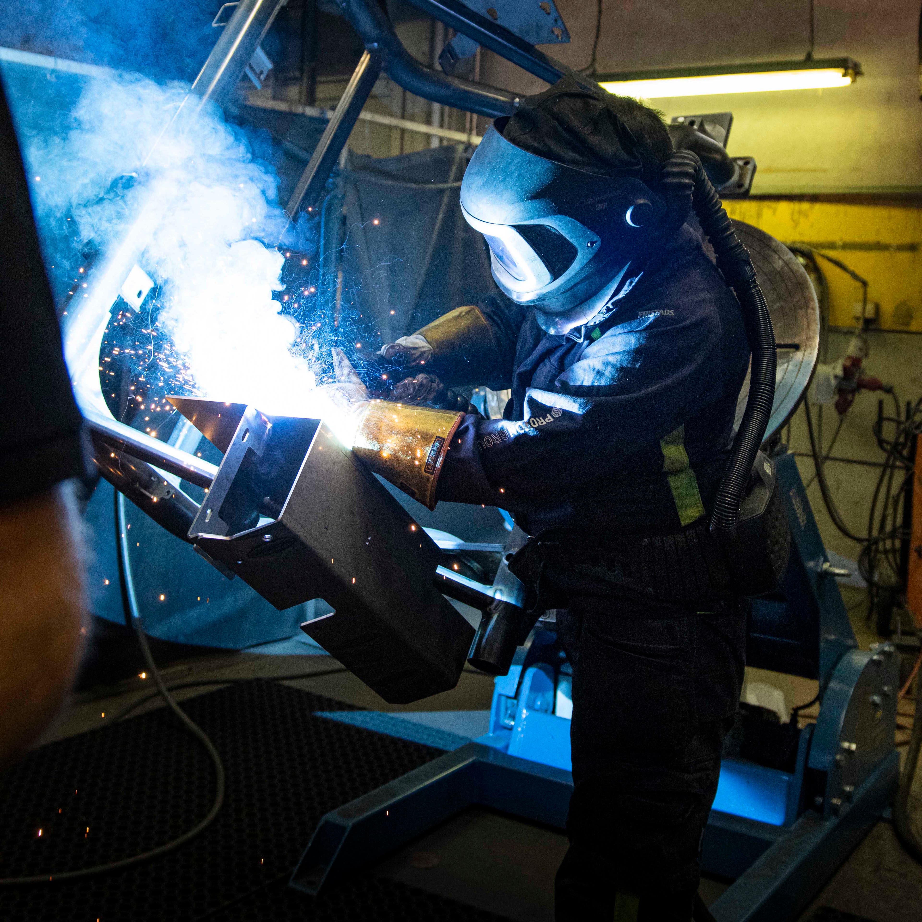 Skillingarydsföretaget som slipar för att möta kraven