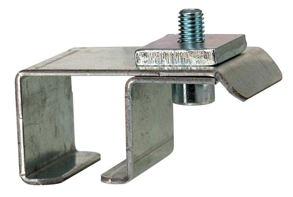 FÄSTE FÖR C-PROFILSKENA