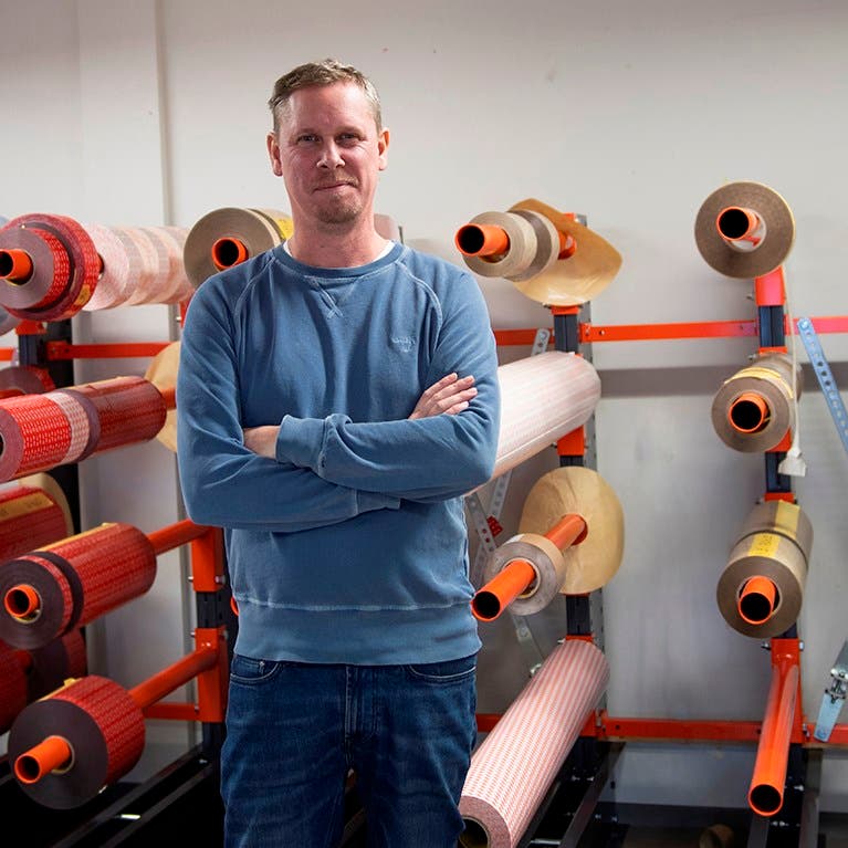 Tejp - bättre än skruvar och bultar?-0